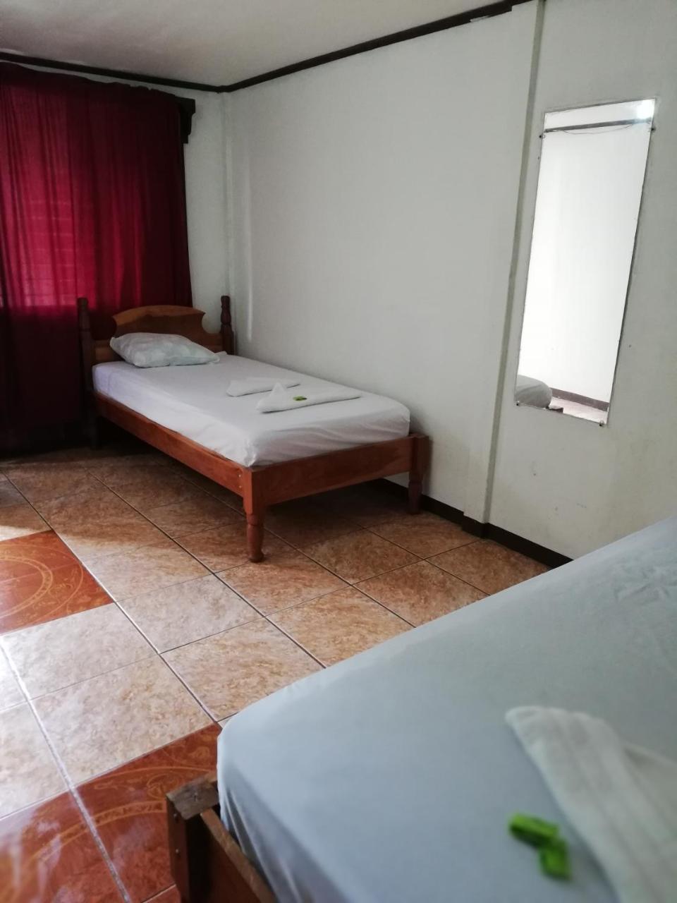 Hostel Orozco - Costa Rica Río Cuarto المظهر الخارجي الصورة