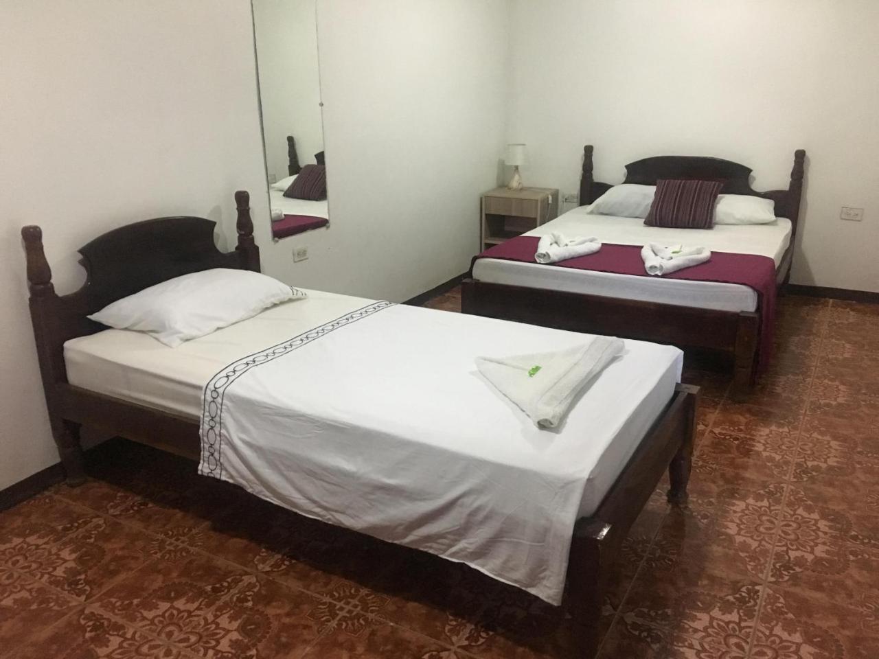Hostel Orozco - Costa Rica Río Cuarto المظهر الخارجي الصورة