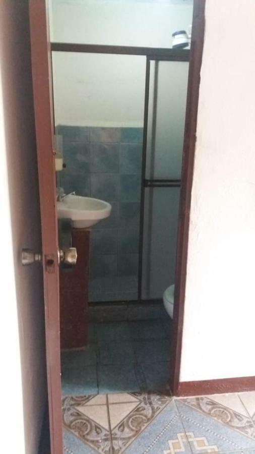 Hostel Orozco - Costa Rica Río Cuarto المظهر الخارجي الصورة